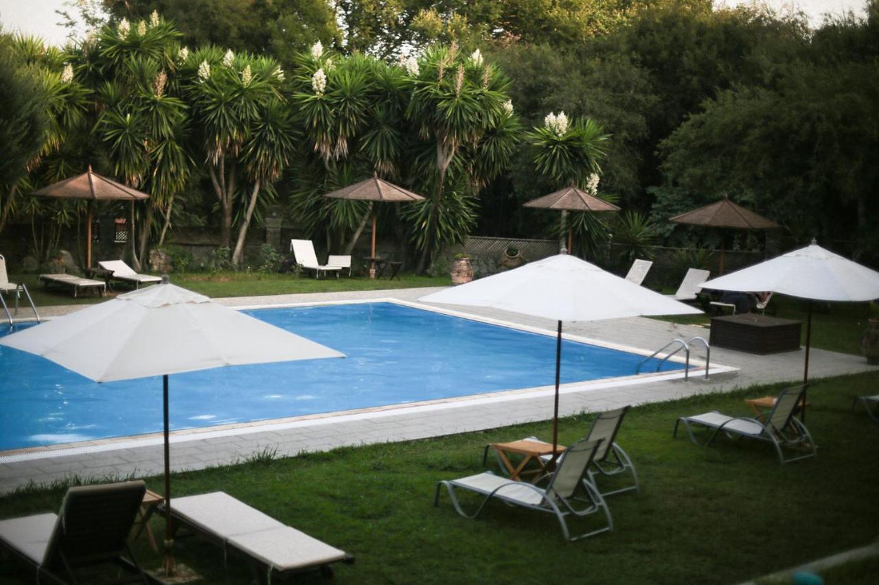 גאוביה Fiori Hotel מראה חיצוני תמונה