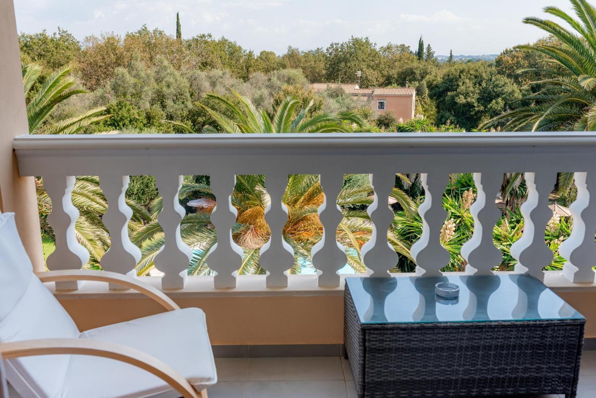 גאוביה Fiori Hotel מראה חיצוני תמונה