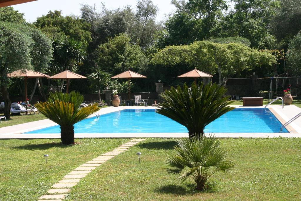 גאוביה Fiori Hotel מראה חיצוני תמונה