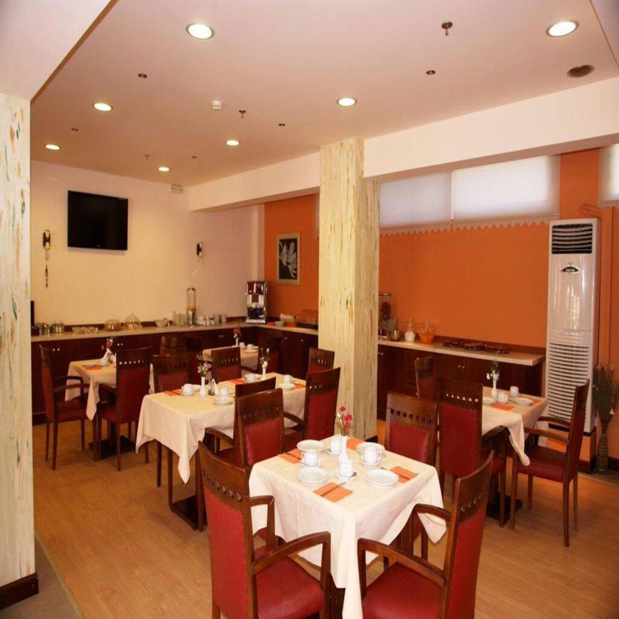 גאוביה Fiori Hotel מראה חיצוני תמונה