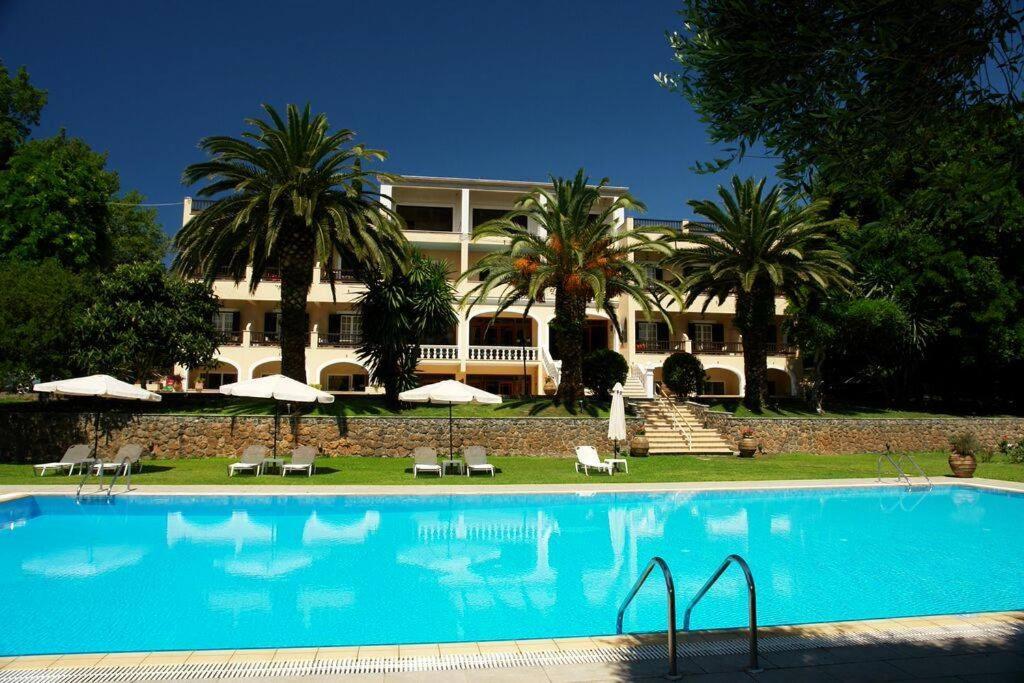 גאוביה Fiori Hotel מראה חיצוני תמונה